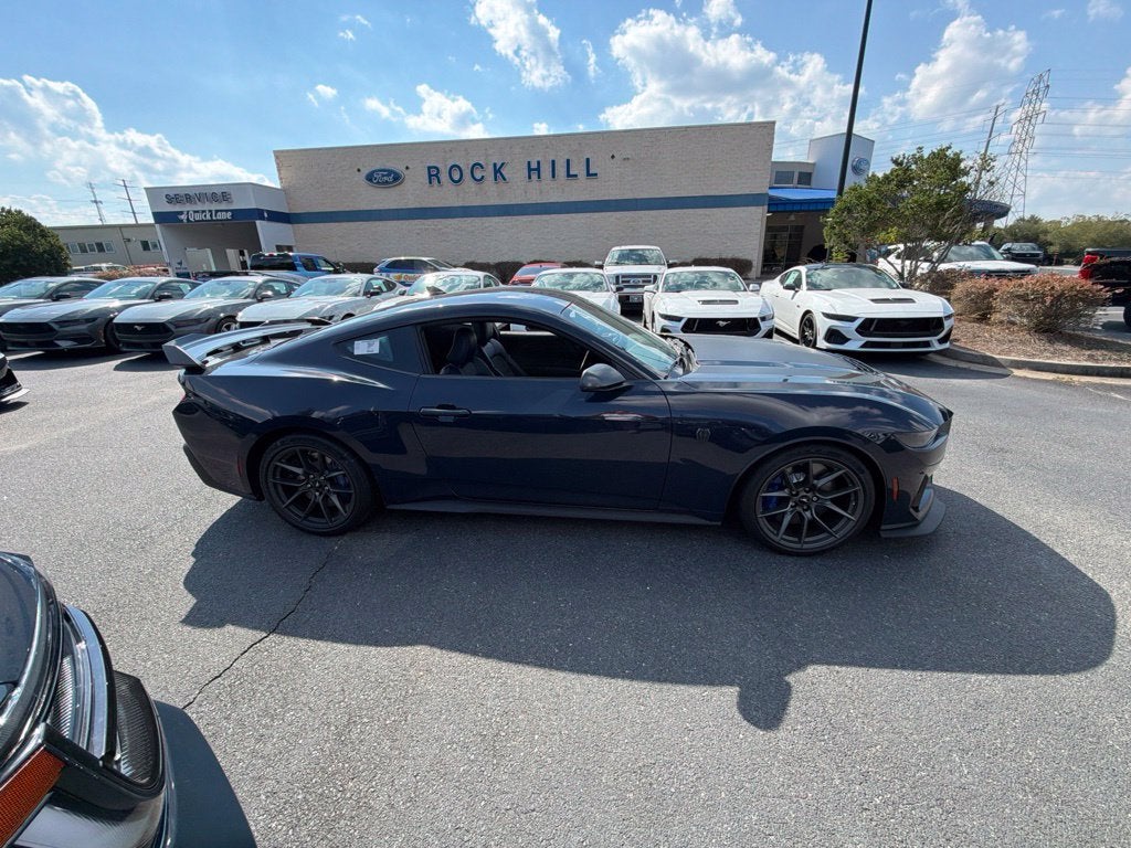 2026 Ford Mustang Dark Horse