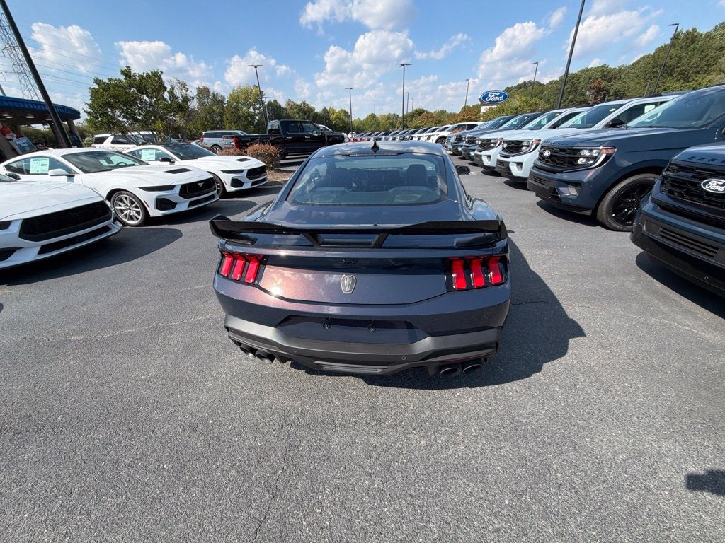 2026 Ford Mustang Dark Horse