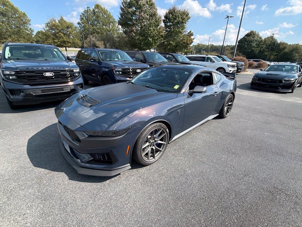 2026 Ford Mustang Dark Horse