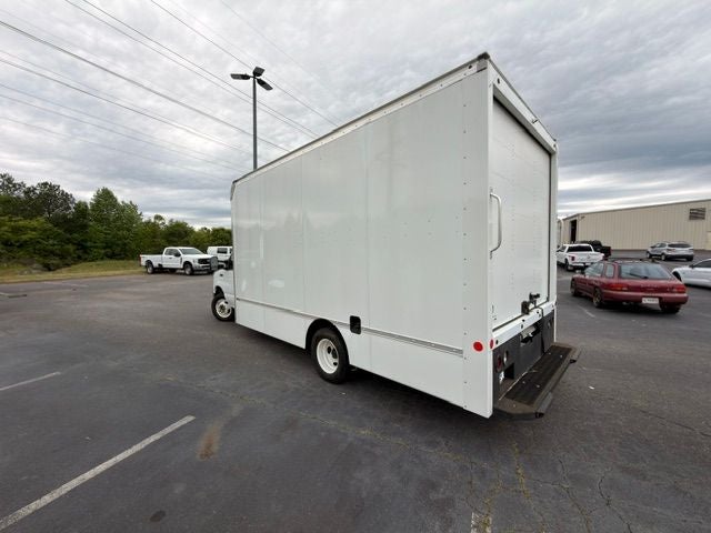 2024 Ford E-350SD Base Cutaway