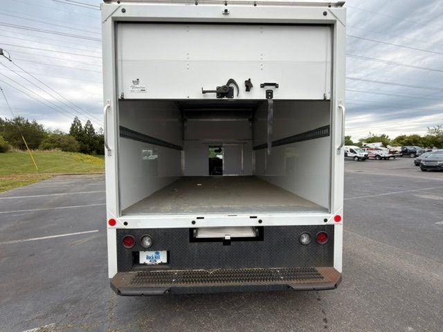 2024 Ford E-350SD Base Cutaway