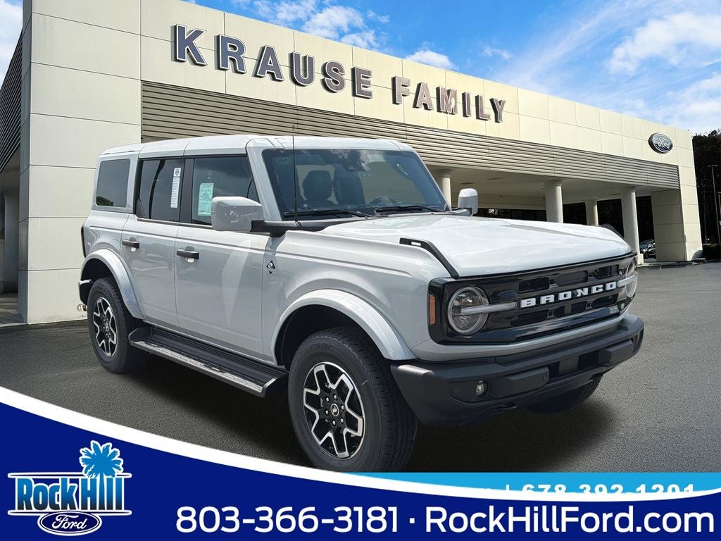 2026 Ford Bronco Outer Banks