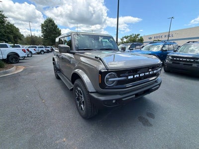2026 Ford Bronco Outer Banks
