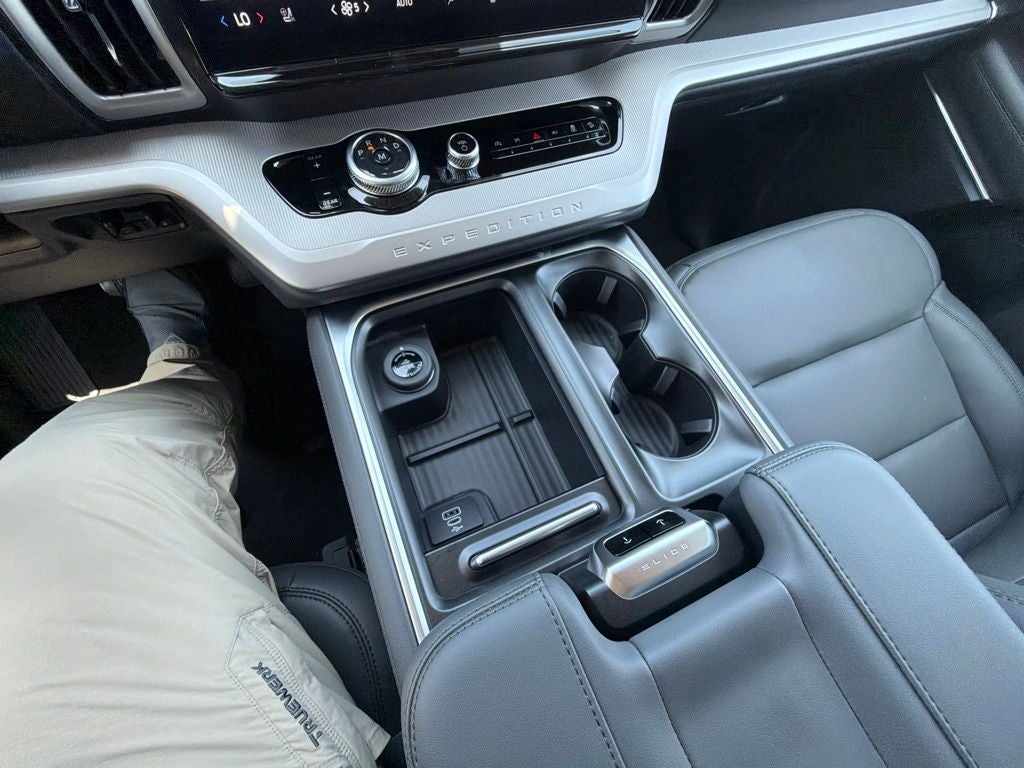 2027 Ford Expedition Max Active