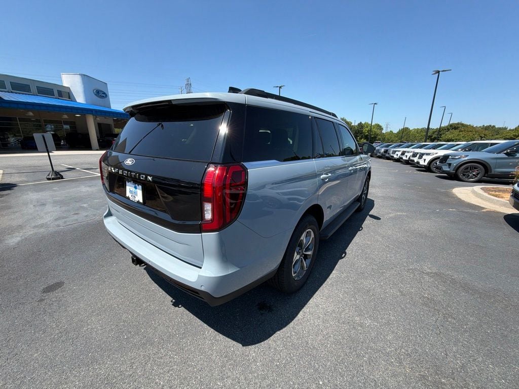 2027 Ford Expedition Active