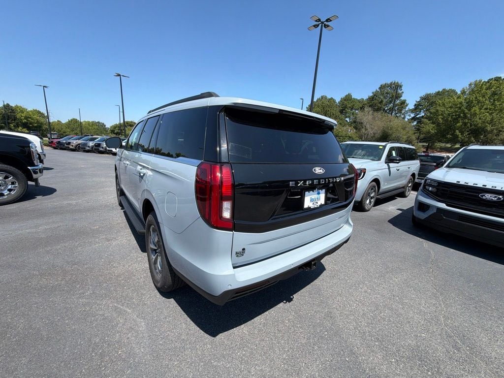 2027 Ford Expedition Active