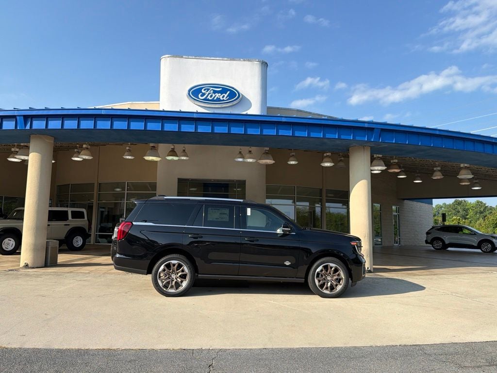 2027 Ford Expedition King Ranch