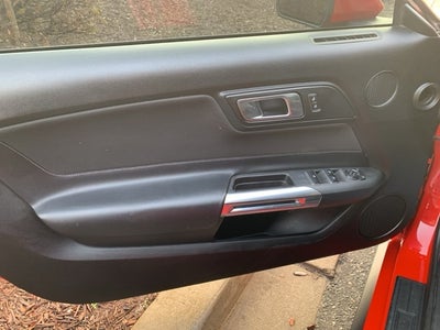 2021 Ford Mustang EcoBoost