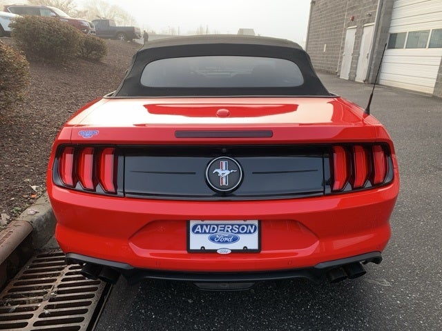 2021 Ford Mustang EcoBoost