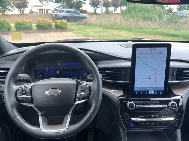 2023 Ford Explorer Platinum