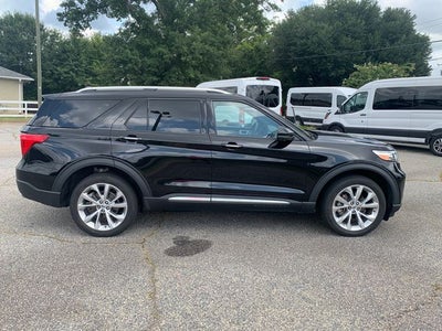 2023 Ford Explorer Platinum