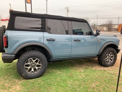 2022 Ford Bronco Badlands