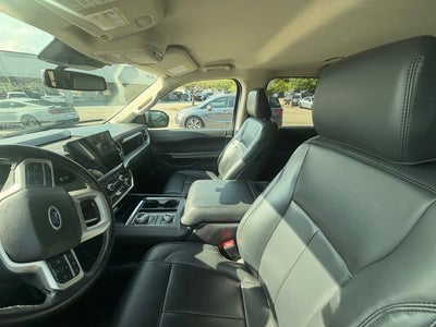 2024 Ford Expedition XLT