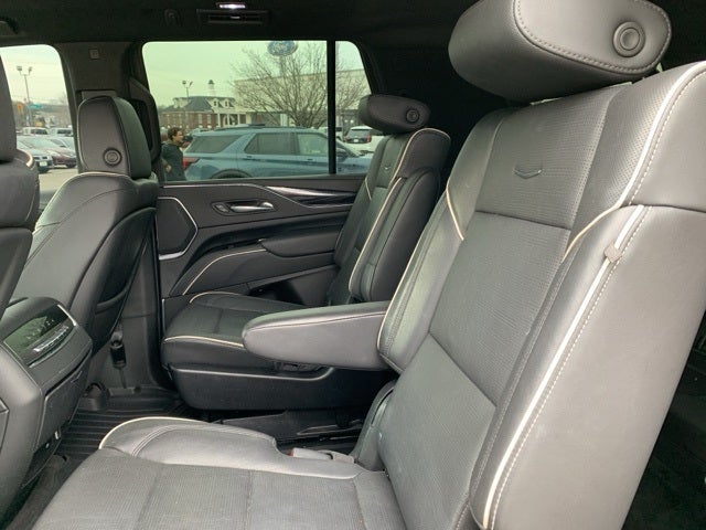 2022 Cadillac Escalade Sport