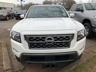 2024 Nissan Frontier SV