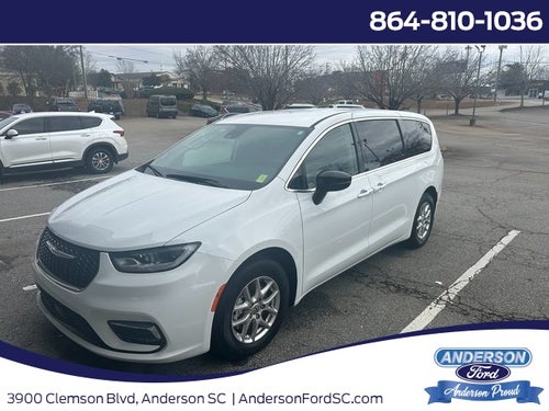 2024 Chrysler Pacifica Touring L