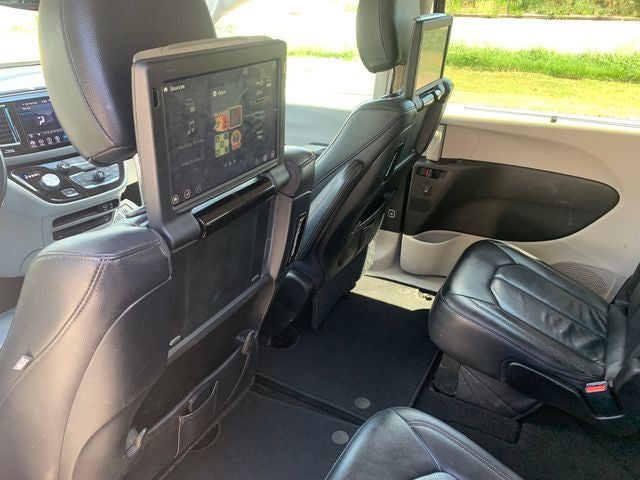 2018 Chrysler Pacifica Touring L Plus