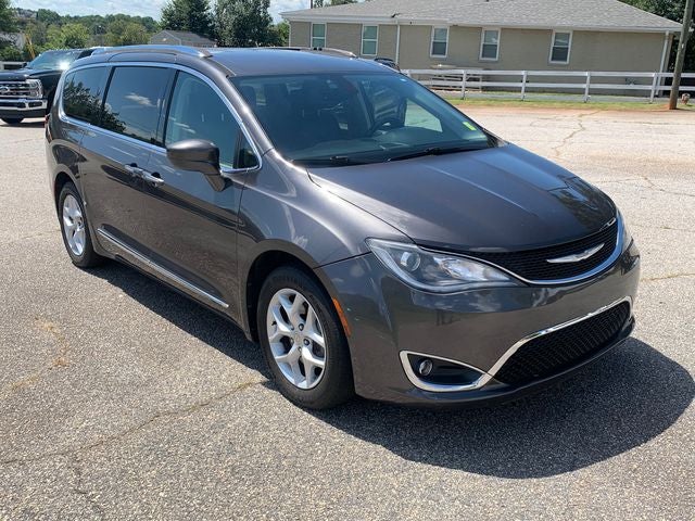 2018 Chrysler Pacifica Touring L Plus