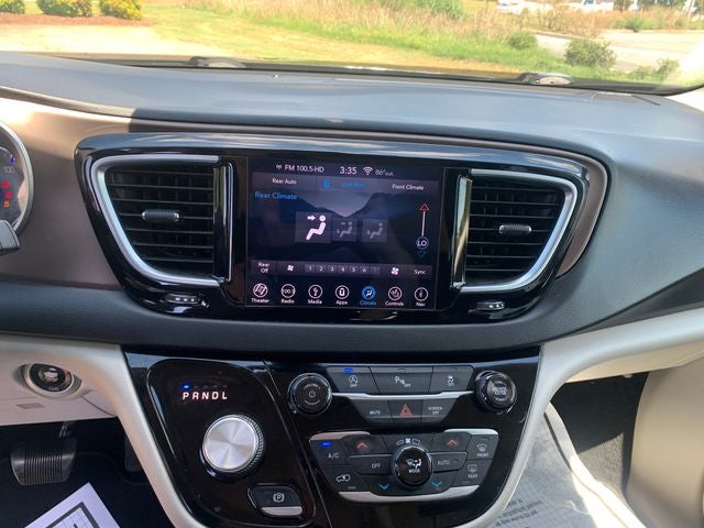 2018 Chrysler Pacifica Touring L Plus