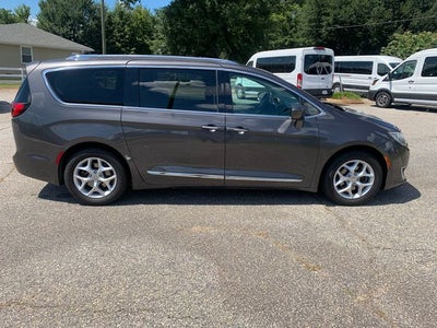 2018 Chrysler Pacifica Touring L Plus