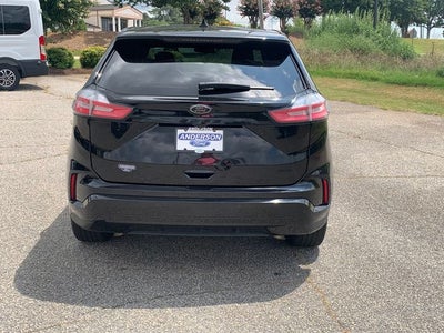 2023 Ford Edge SE