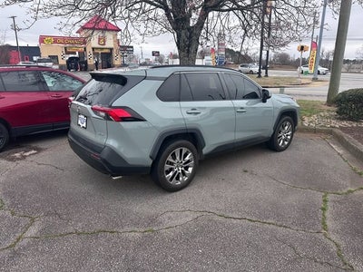 2020 Toyota RAV4 XLE Premium
