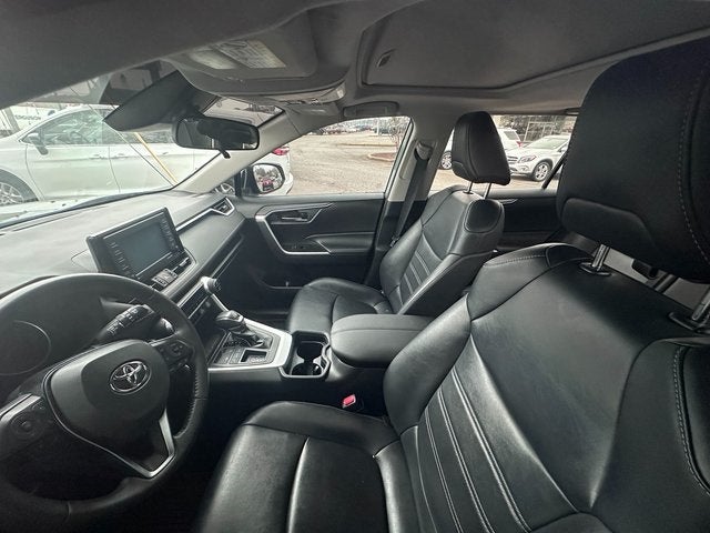 2020 Toyota RAV4 XLE Premium
