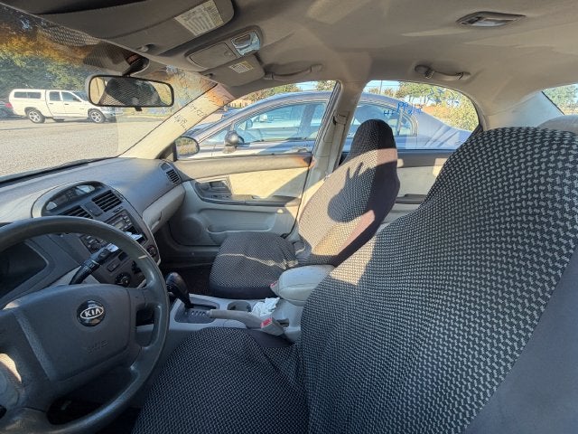 2004 Kia Spectra LX